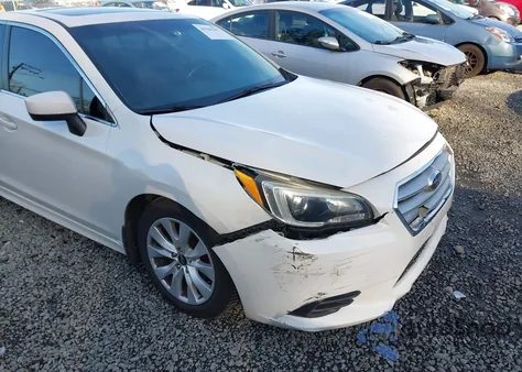 2016 Subaru Legacy 2.5I Premium z USA, uszkodzony, nr VIN 4S3BNAE64G3045416